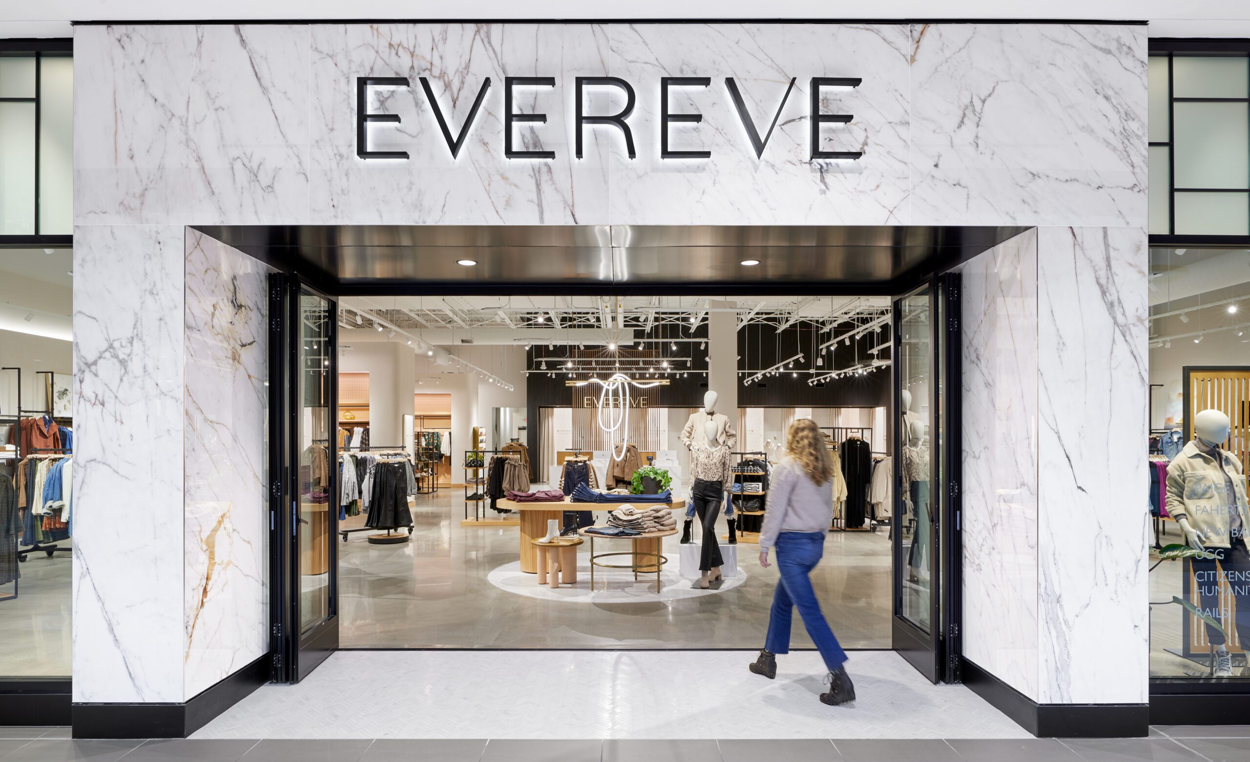 Evereve Retail TouchPoints Evereve Retail TouchPoints