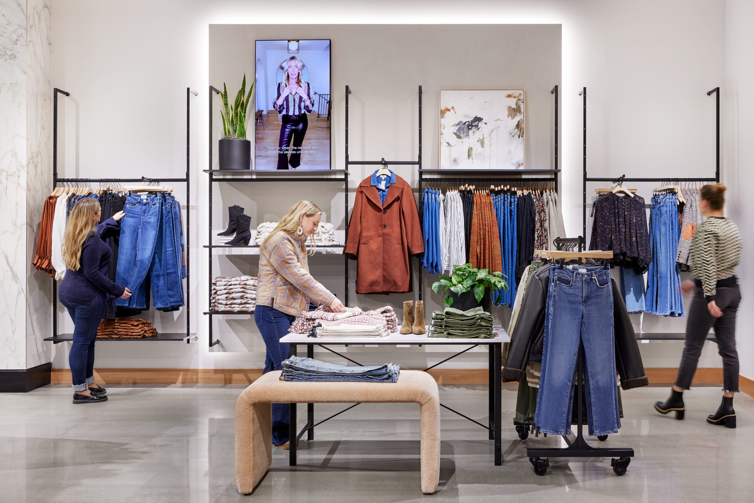 Evereve Retail TouchPoints Evereve Retail TouchPoints