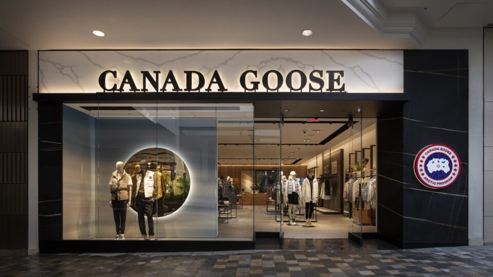 Canada Goose Ala Moana Center 1