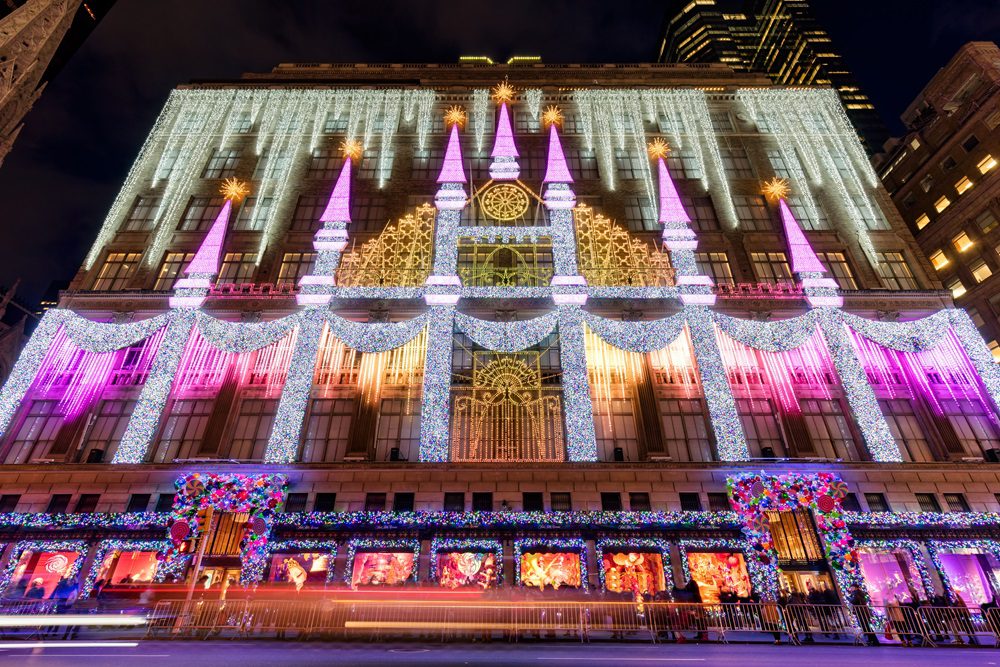 Saks Fifth Avenue オーナメント The Saks 5th Ave Light Show has always been one of my favorite