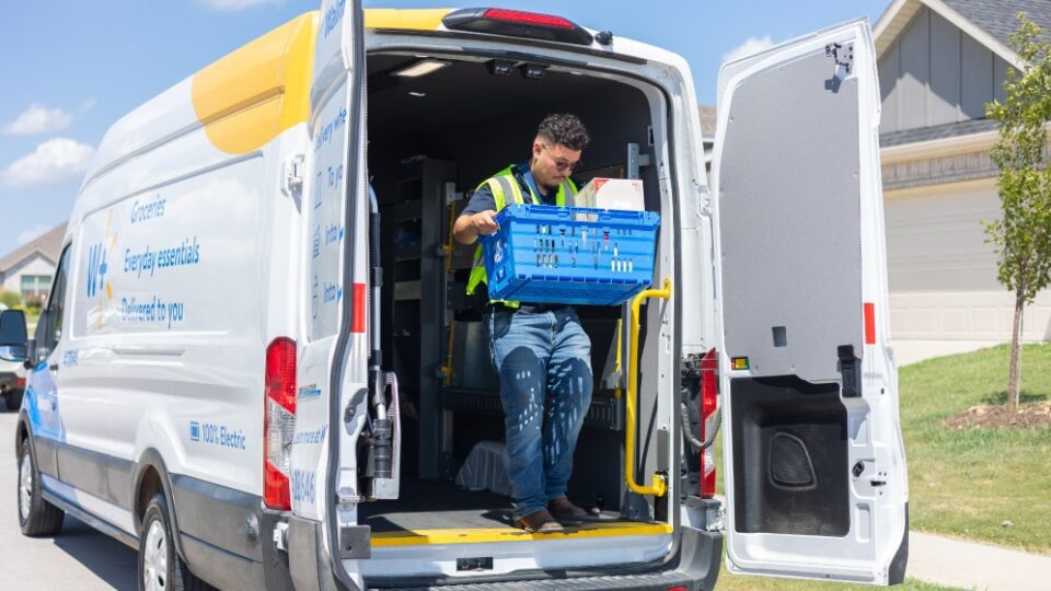 Walmart Leverages Geospatial Tech - Walmart Delivery 960x540