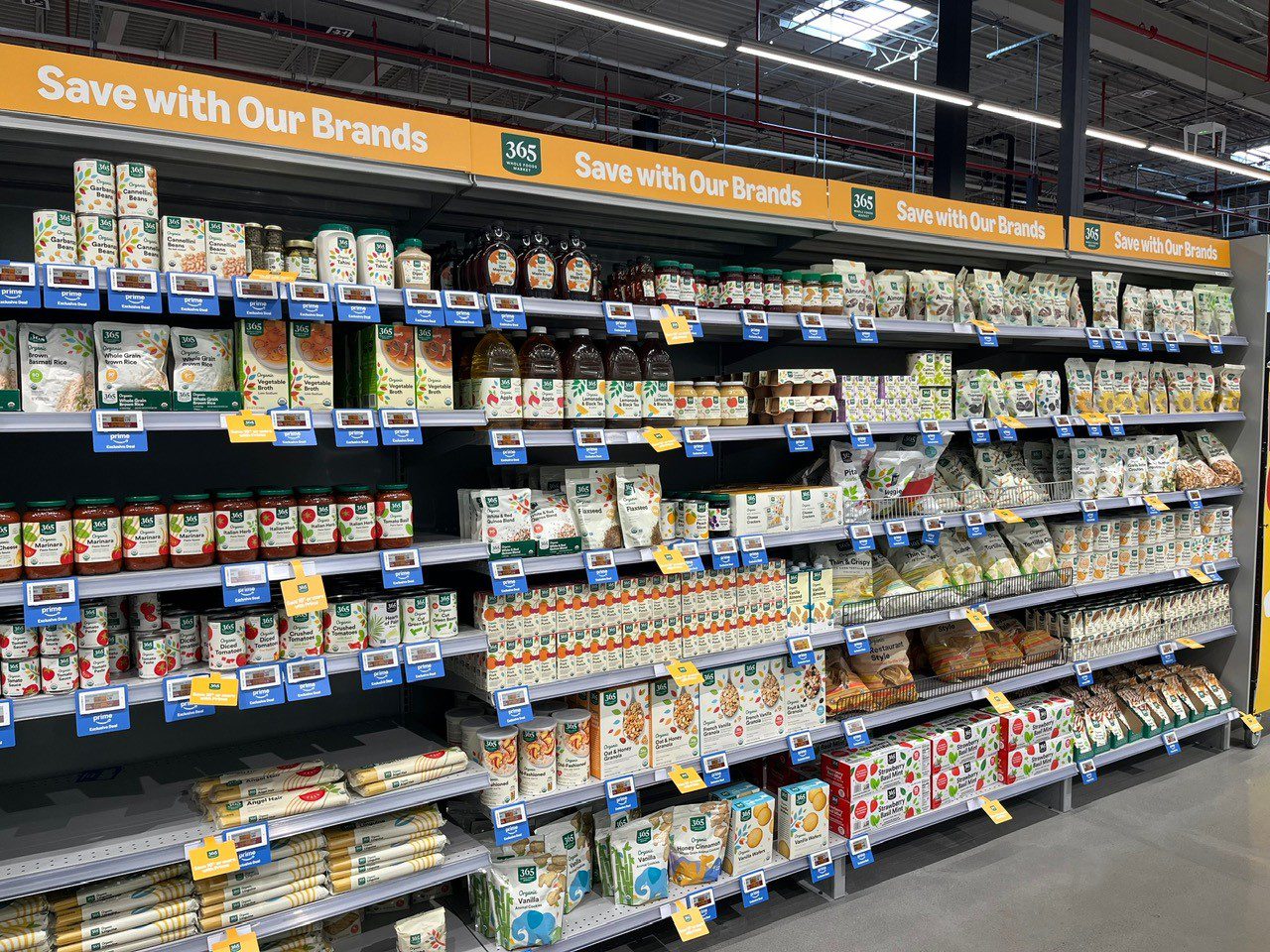 A section dedicated to Whole Food's 365 brand in a New Jersey Amazon Fresh.