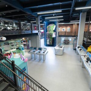 tm:rw Times Square tech retail