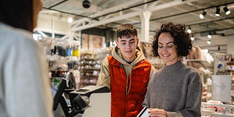 2026 Store Operations & Experience Benchmark Survey