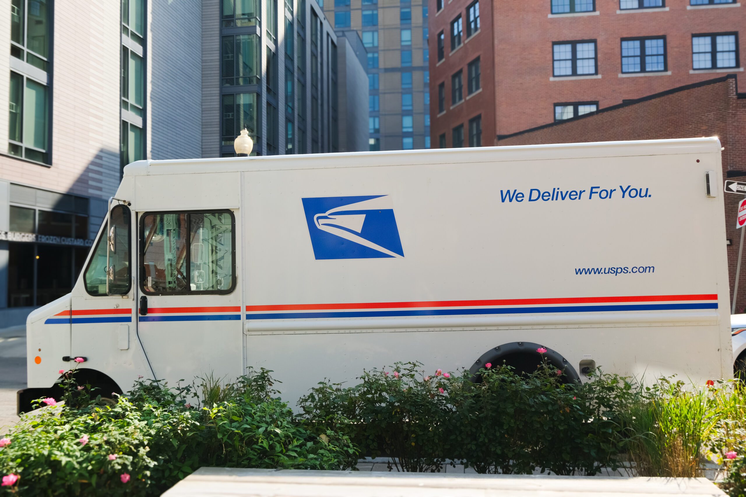After over a year of negotiations, Amazon and USPS have reached a new last-mile delivery deal.