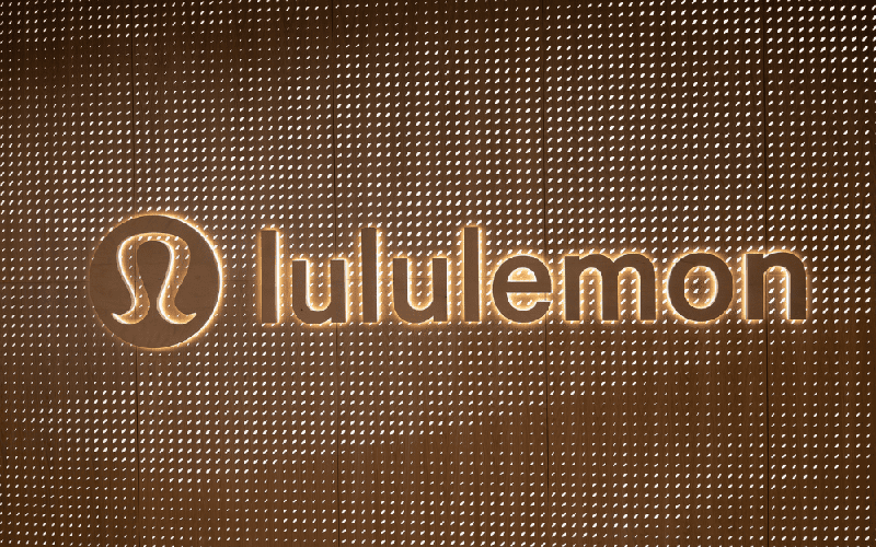 Lululemon_adobe_800x500_cropped