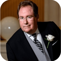 Ken-Espiau-Penguin-Solutions-Headshot-Formatted